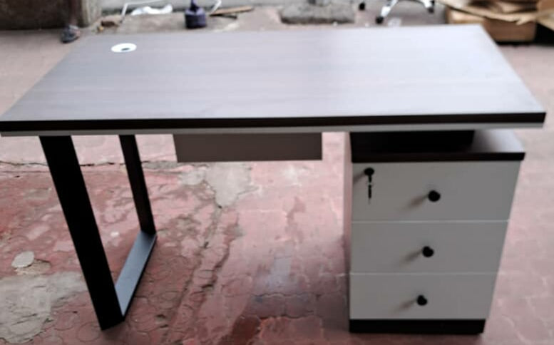 Bureau Bureau